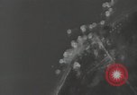 Standbild B-24 Liberator Bomber Vila Salomonen, 1943, aus Sekunde 47 historischem Filmmaterial Videoclip 65675074591