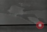 Standbild B-24 Liberator Bomber Vila Salomonen, 1943, aus Sekunde 56 historischem Filmmaterial Videoclip 65675074591