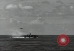 Standbild USS Princeton CVL-23 Leyte Gulf Philippinen, 1944, aus Sekunde 45 historischem Filmmaterial Videoclip 65675074594