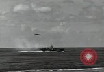 Standbild USS Princeton CVL-23 Leyte Gulf Philippinen, 1944, aus Sekunde 52 historischem Filmmaterial Videoclip 65675074594
