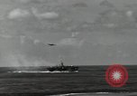 Standbild USS Princeton CVL-23 Leyte Gulf Philippinen, 1944, aus Sekunde 55 historischem Filmmaterial Videoclip 65675074594