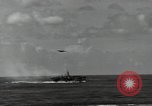 Standbild USS Princeton CVL-23 Leyte Gulf Philippinen, 1944, aus Sekunde 56 historischem Filmmaterial Videoclip 65675074594