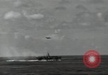 Standbild USS Princeton CVL-23 Leyte Gulf Philippinen, 1944, aus Sekunde 57 historischem Filmmaterial Videoclip 65675074594