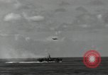 Standbild USS Princeton CVL-23 Leyte Gulf Philippinen, 1944, aus Sekunde 58 historischem Filmmaterial Videoclip 65675074594