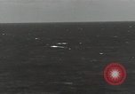 Standbild japanische Flugzeuge Leyte Gulf Philippinen, 1944, aus Sekunde 14 historischem Filmmaterial Videoclip 65675074596