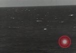 Standbild japanische Flugzeuge Leyte Gulf Philippinen, 1944, aus Sekunde 22 historischem Filmmaterial Videoclip 65675074596