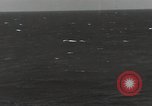 Standbild japanische Flugzeuge Leyte Gulf Philippinen, 1944, aus Sekunde 24 historischem Filmmaterial Videoclip 65675074596