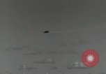 Standbild japanische Flugzeuge Leyte Gulf Philippinen, 1944, aus Sekunde 40 historischem Filmmaterial Videoclip 65675074596