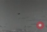 Standbild japanische Flugzeuge Leyte Gulf Philippinen, 1944, aus Sekunde 43 historischem Filmmaterial Videoclip 65675074596