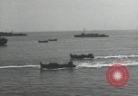 Standbild Transporte Leyte Gulf Philippinen, 1944, aus Sekunde 10 historischem Filmmaterial Videoclip 65675074601
