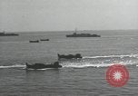 Standbild Transporte Leyte Gulf Philippinen, 1944, aus Sekunde 11 historischem Filmmaterial Videoclip 65675074601