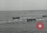 Standbild Transporte Leyte Gulf Philippinen, 1944, aus Sekunde 24 historischem Filmmaterial Videoclip 65675074601