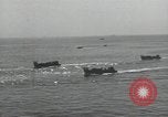 Standbild Transporte Leyte Gulf Philippinen, 1944, aus Sekunde 25 historischem Filmmaterial Videoclip 65675074601