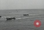 Standbild Transporte Leyte Gulf Philippinen, 1944, aus Sekunde 29 historischem Filmmaterial Videoclip 65675074601