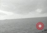 Standbild USS Princeton CVL-23 Golf von Leyte, 1944, aus Sekunde 24 historischem Filmmaterial Videoclip 65675074606