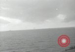Standbild USS Princeton CVL-23 Golf von Leyte, 1944, aus Sekunde 30 historischem Filmmaterial Videoclip 65675074606