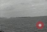 Standbild USS Princeton CVL-23 Golf von Leyte, 1944, aus Sekunde 49 historischem Filmmaterial Videoclip 65675074606