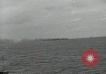 Standbild USS Princeton CVL-23 Golf von Leyte, 1944, aus Sekunde 50 historischem Filmmaterial Videoclip 65675074606