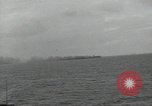 Standbild USS Princeton CVL-23 Golf von Leyte, 1944, aus Sekunde 53 historischem Filmmaterial Videoclip 65675074606