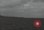 Standbild USS Princeton CVL-23 Golf von Leyte, 1944, aus Sekunde 56 historischem Filmmaterial Videoclip 65675074606