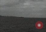 Standbild USS Princeton CVL-23 Golf von Leyte, 1944, aus Sekunde 60 historischem Filmmaterial Videoclip 65675074606