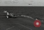 Standbild TBF Avenger Torpedo Bomber Golf von Leyte, 1944, aus Sekunde 7 historischem Filmmaterial Videoclip 65675074607