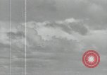 Image SB2C-5 aéronefs présents sur le support Golfe de Leyte, 1944, de la seconde 32 séquences d'archives historiques vidéo 65675074608