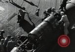Image SB2C-5 aéronefs présents sur le support Golfe de Leyte, 1944, de la seconde 61 séquences d'archives historiques vidéo 65675074608