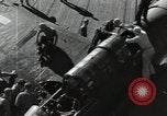 Image SB2C-5 aéronefs présents sur le support Golfe de Leyte, 1944, de la seconde 62 séquences d'archives historiques vidéo 65675074608