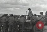 Immagine di Soldati statunitensi Tidworth Inghilterra, 1944, secondo 53 filmato di repertorio 65675074609
