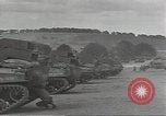 Immagine di Noi serbatoi legato per D-Day Tidworth Inghilterra, 1944, secondo 22 filmato di repertorio 65675074612