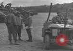 Immagine di Noi serbatoi legato per D-Day Tidworth Inghilterra, 1944, secondo 29 filmato di repertorio 65675074612
