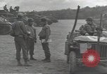 Immagine di Noi serbatoi legato per D-Day Tidworth Inghilterra, 1944, secondo 33 filmato di repertorio 65675074612