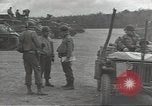 Immagine di Noi serbatoi legato per D-Day Tidworth Inghilterra, 1944, secondo 34 filmato di repertorio 65675074612
