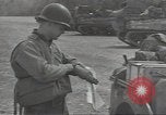 Immagine di Noi serbatoi legato per D-Day Tidworth Inghilterra, 1944, secondo 36 filmato di repertorio 65675074612