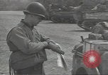 Immagine di Noi serbatoi legato per D-Day Tidworth Inghilterra, 1944, secondo 37 filmato di repertorio 65675074612