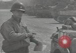 Immagine di Noi serbatoi legato per D-Day Tidworth Inghilterra, 1944, secondo 39 filmato di repertorio 65675074612