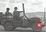 Immagine di Noi serbatoi legato per D-Day Tidworth Inghilterra, 1944, secondo 54 filmato di repertorio 65675074612