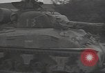 Standbild USA Tanks Tidworth England, 1944, aus Sekunde 32 historischem Filmmaterial Videoclip 65675074614