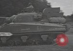 Standbild USA Tanks Tidworth England, 1944, aus Sekunde 42 historischem Filmmaterial Videoclip 65675074614