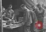 Image Company un soldats Torquay Angleterre, 1944, de la seconde 21 séquences d'archives historiques vidéo 65675074615