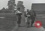 Image Company un soldats Torquay Angleterre, 1944, de la seconde 23 séquences d'archives historiques vidéo 65675074616