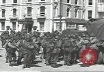Standbild USA Soldaten im Englischen Kanal, 1944, aus Sekunde 6 historischem Filmmaterial Videoclip 65675074619