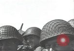 Standbild USA Soldaten im Englischen Kanal, 1944, aus Sekunde 15 historischem Filmmaterial Videoclip 65675074619
