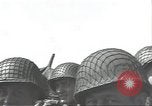 Standbild USA Soldaten im Englischen Kanal, 1944, aus Sekunde 16 historischem Filmmaterial Videoclip 65675074619