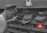Standbild USA Soldaten im Englischen Kanal, 1944, aus Sekunde 44 historischem Filmmaterial Videoclip 65675074620