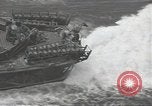 Immagine di F6F Hellcat aerei da combattimento Teatro pacifico, 1945, secondo 17 filmato di repertorio 65675074655
