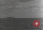 Immagine di F6F Hellcat aerei da combattimento Teatro pacifico, 1945, secondo 37 filmato di repertorio 65675074655