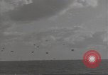 Immagine di F6F Hellcat aerei da combattimento Teatro pacifico, 1945, secondo 55 filmato di repertorio 65675074655