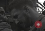 Standbild Soldaten Angaur Palau Inseln, 1944, aus Sekunde 25 historischem Filmmaterial Videoclip 65675074664